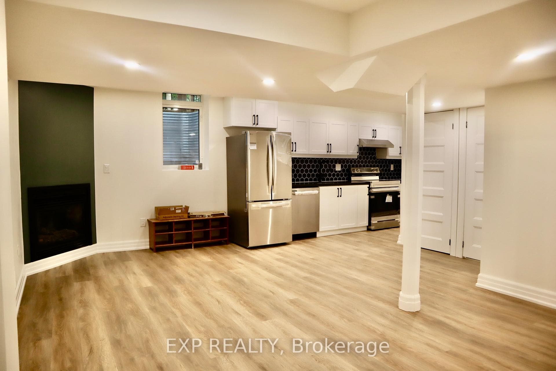 1300 Ridgebank Drive Unit LOWER photo 2