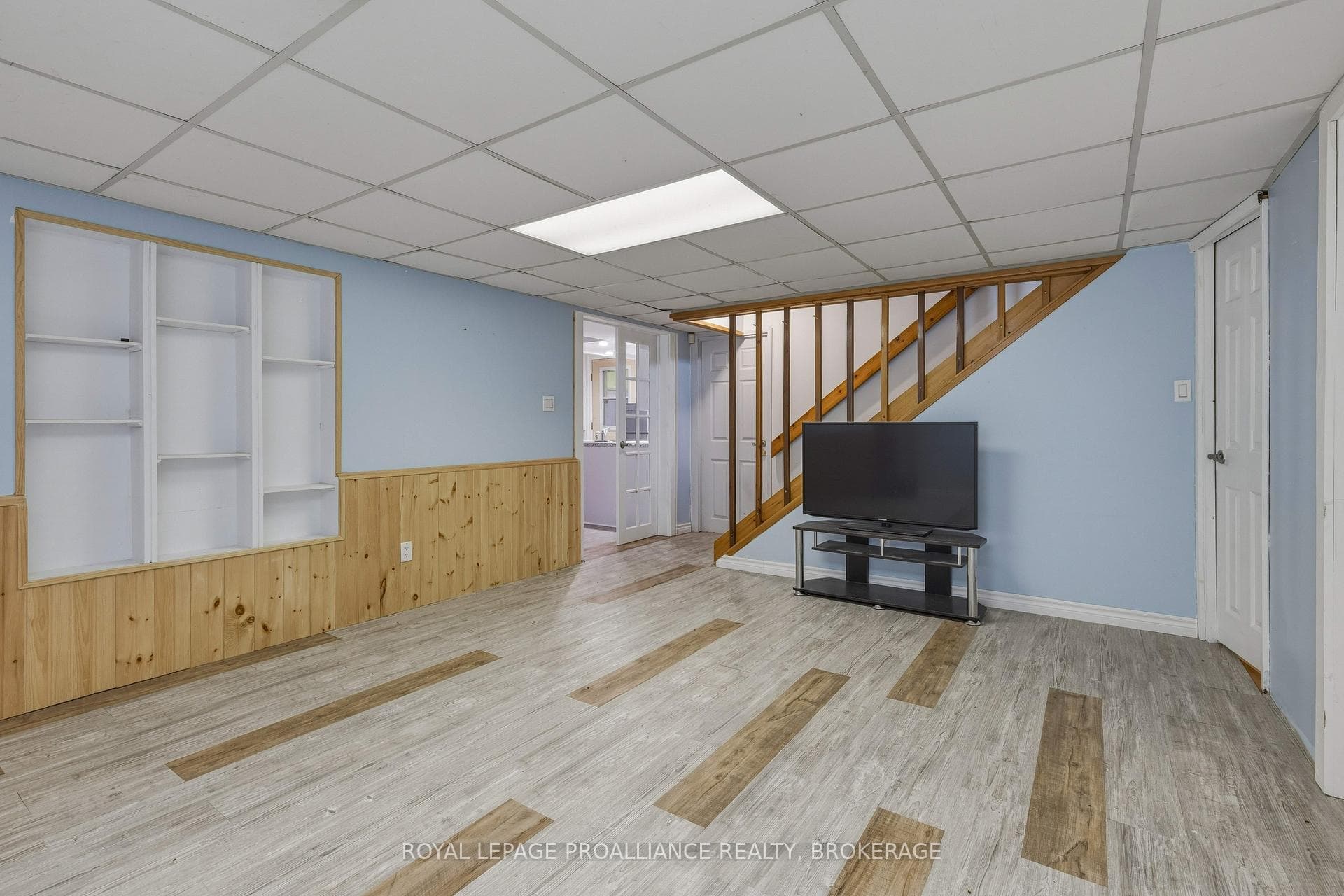 706 Spithead Road photo 19