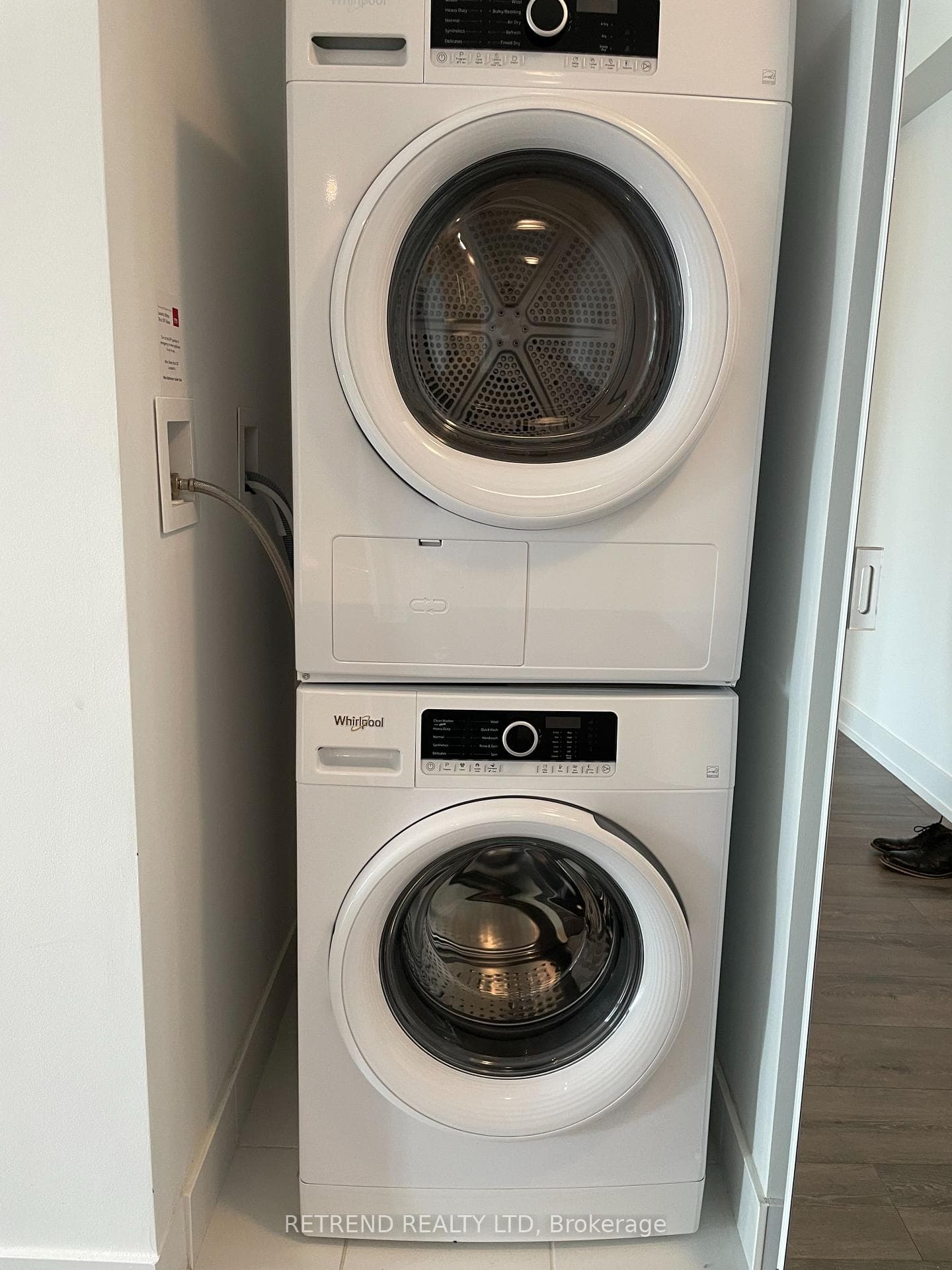 575 Bloor Street Unit 2409 photo 12