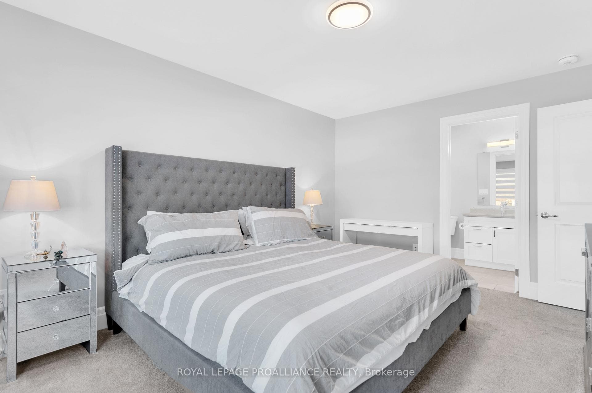 74 Campbell Crescent photo 15