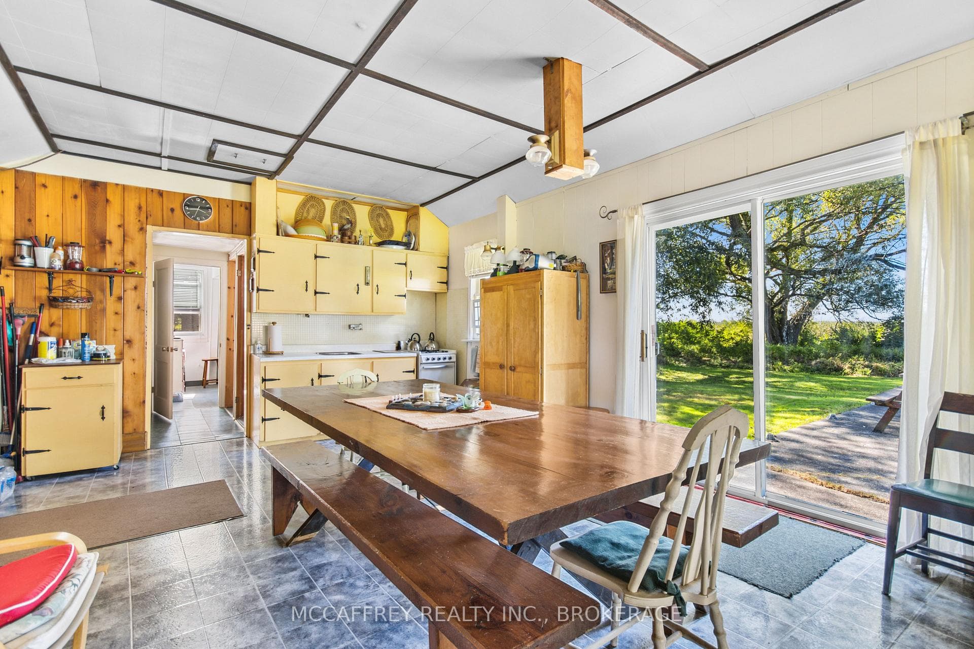 1280 GALT Street photo 12
