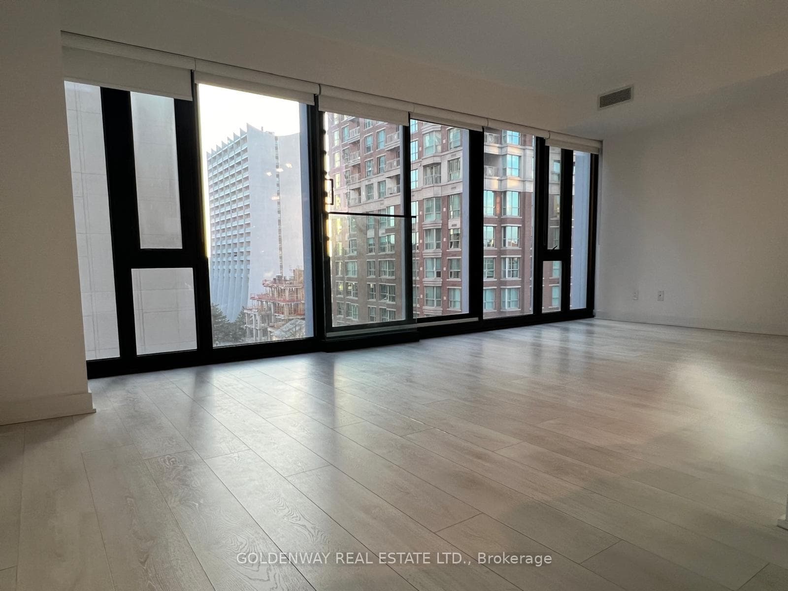 188 Cumberland Street Unit 710 photo 10