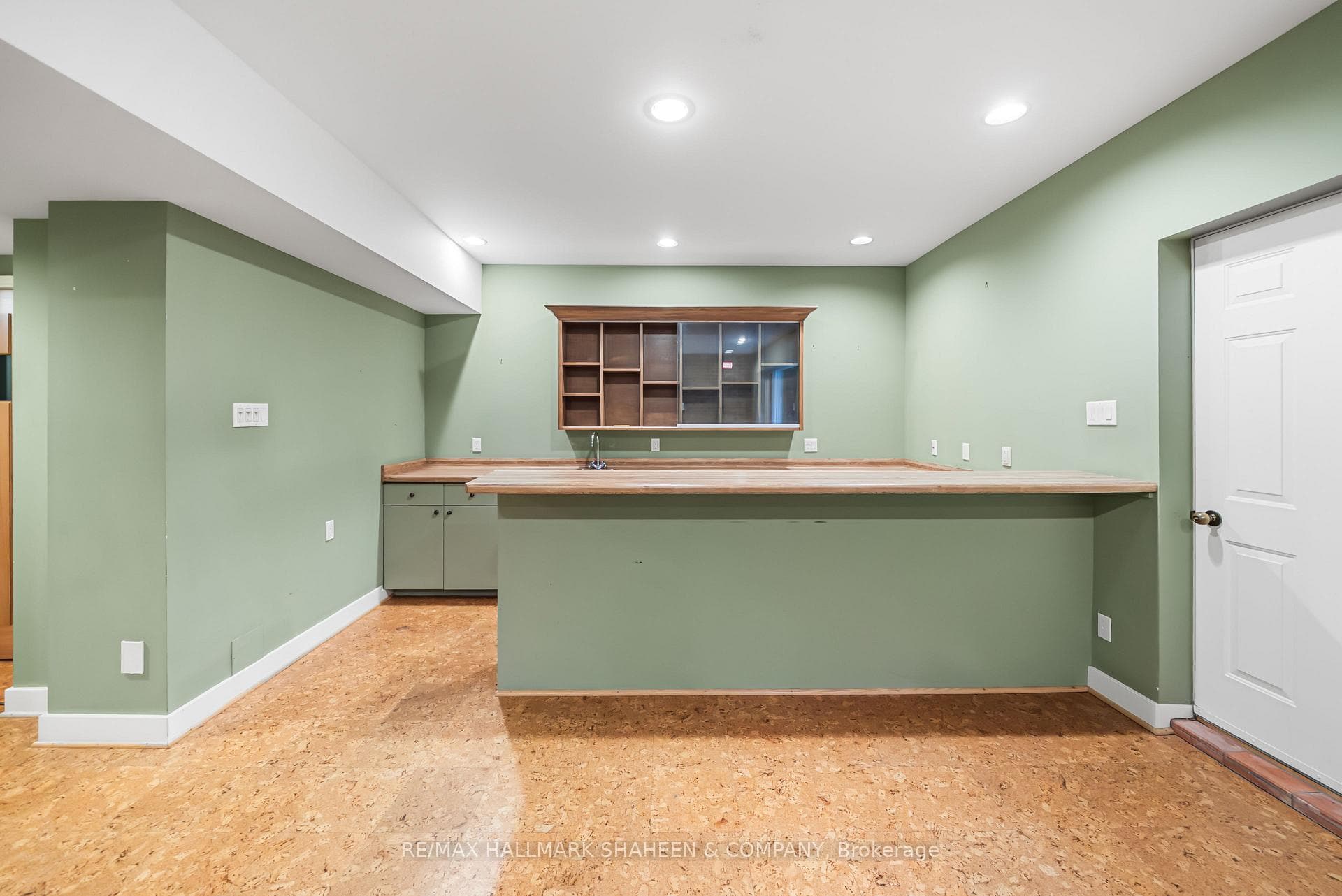 17 Cheltenham Avenue photo 39