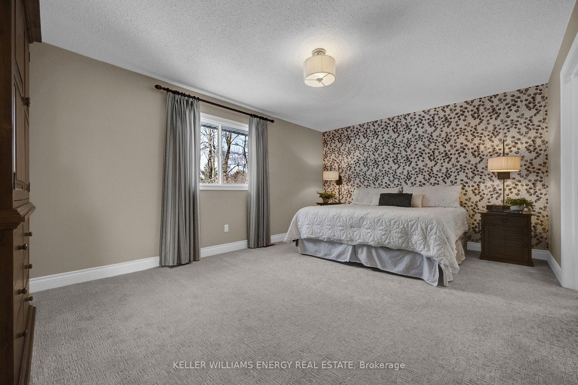 Upper Floor Primary Bedroom