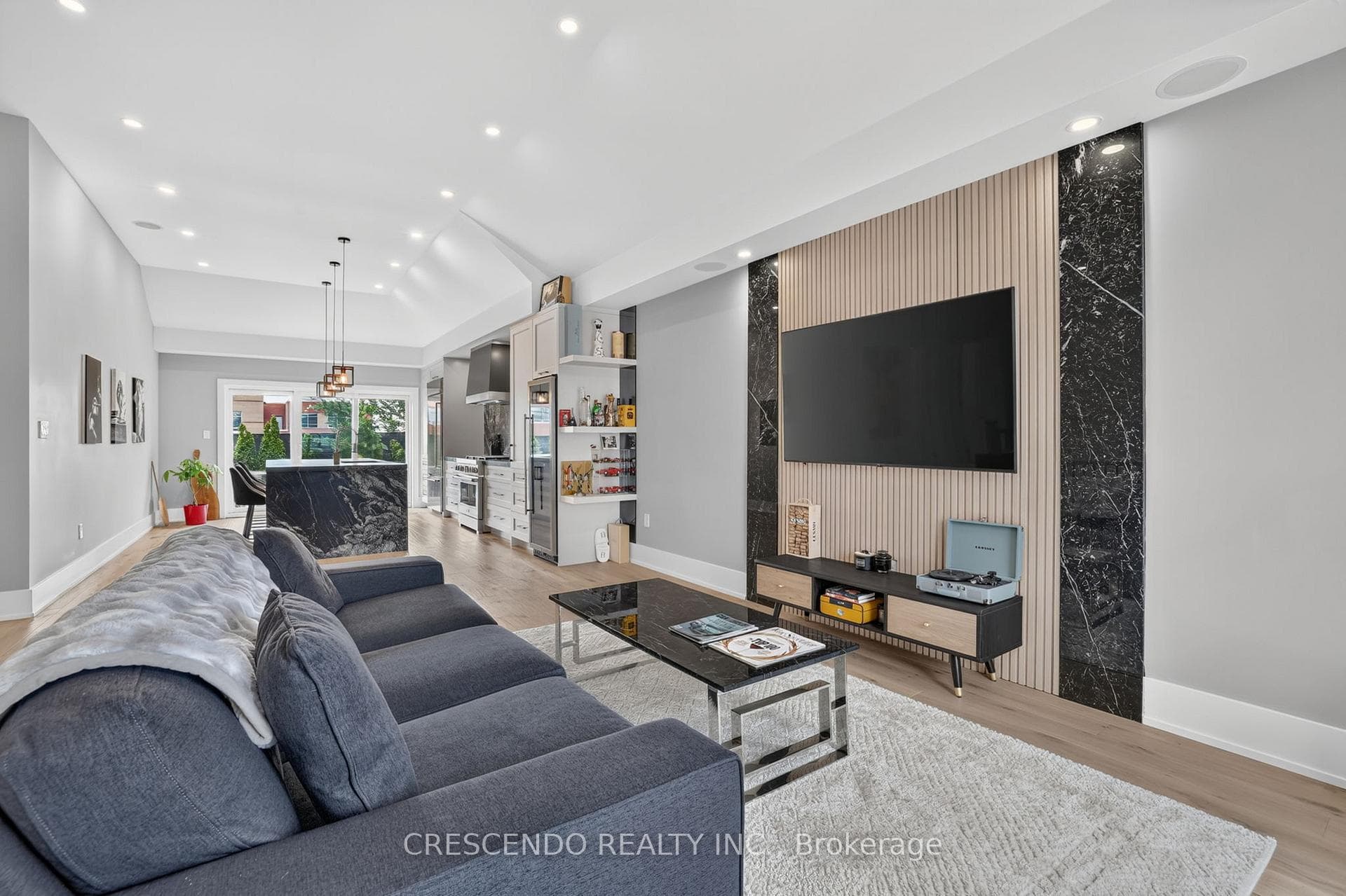 15 Southbury Manor Drive photo 16