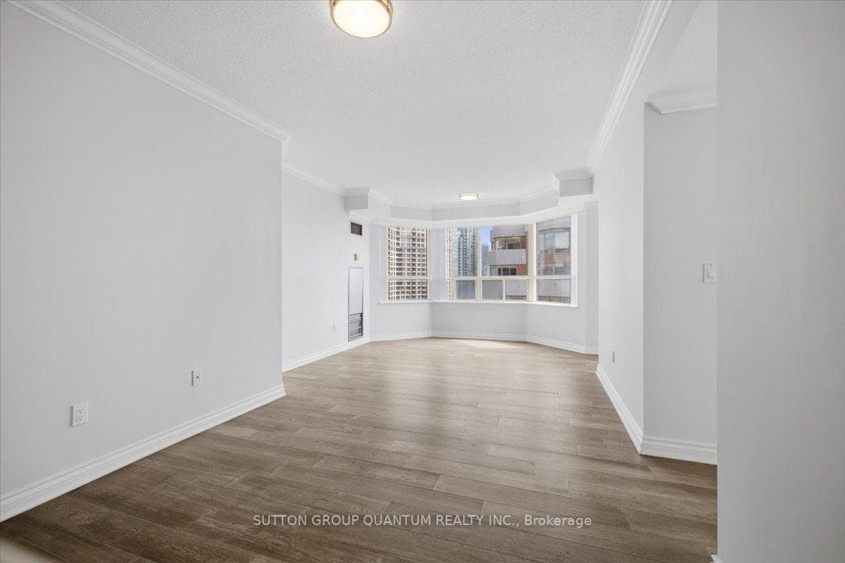 335 Webb Drive Unit PH106 photo 12