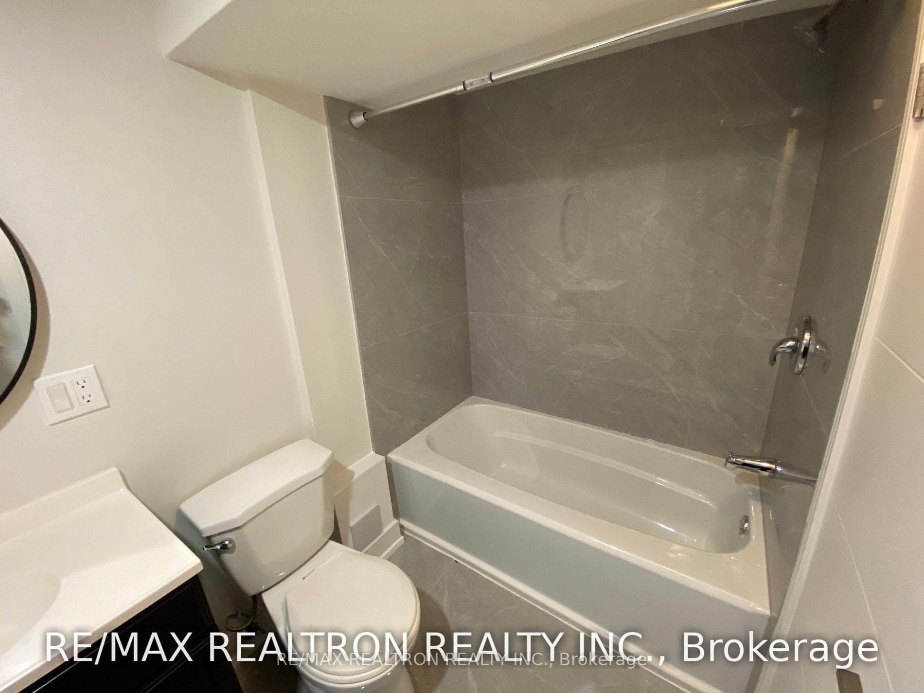 209 Hodgson Drive Unit Bsmt photo 9