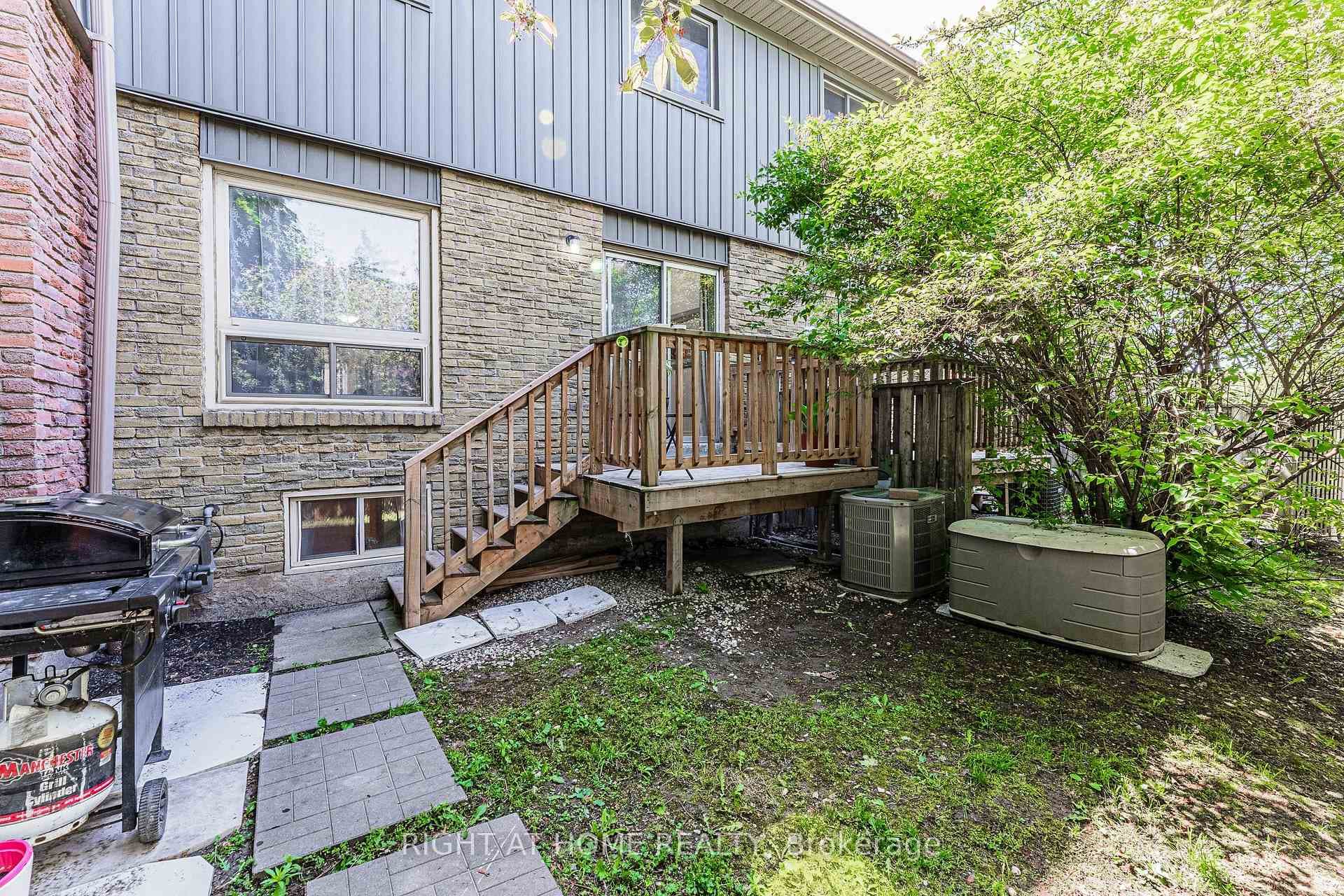 60 Hanson Road Unit 2 photo 36