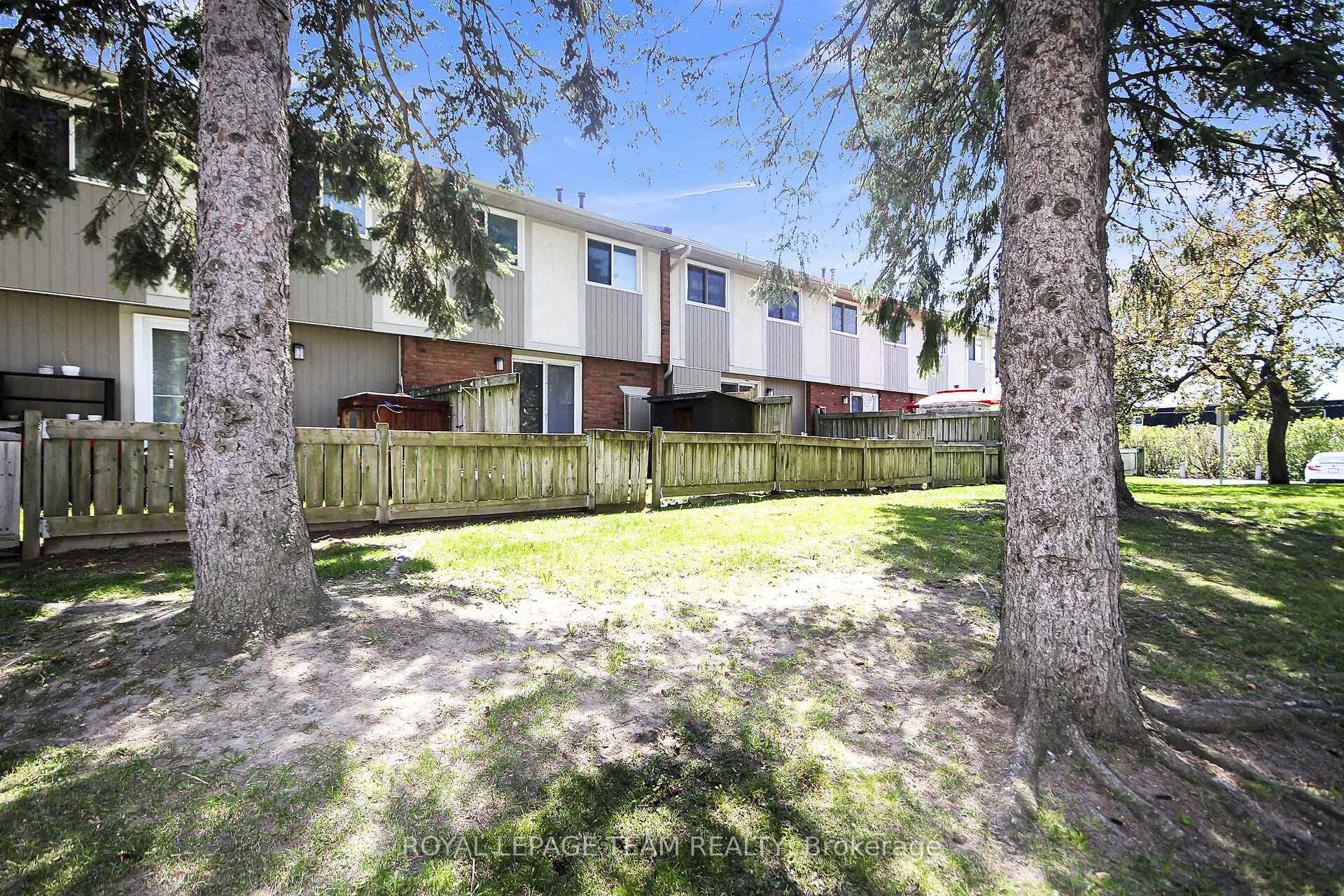 459 Moodie Drive Unit D photo 21