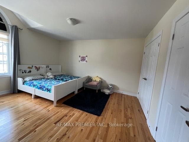 1165 Peelar Crescent photo 19