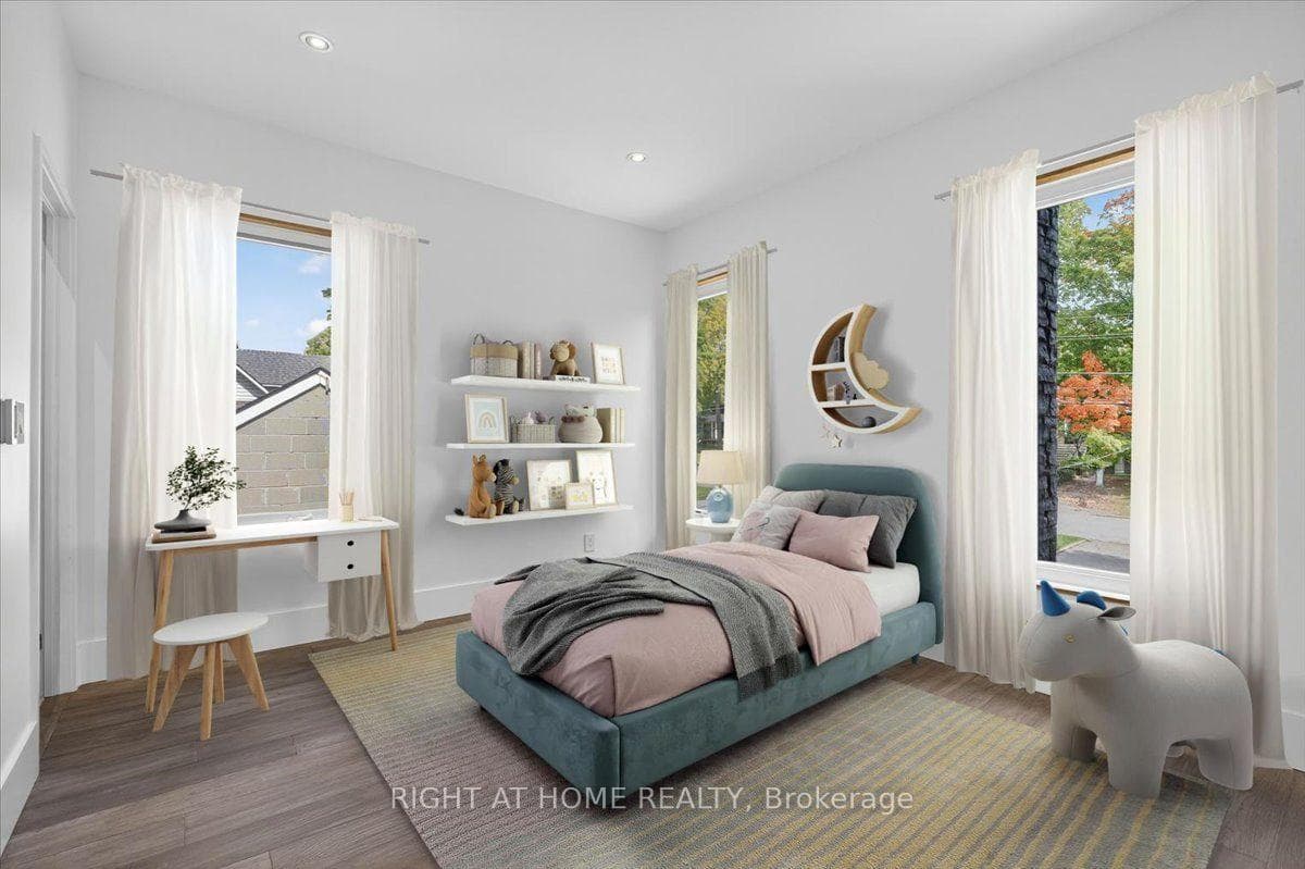 64 Larwood Boulevard photo 25