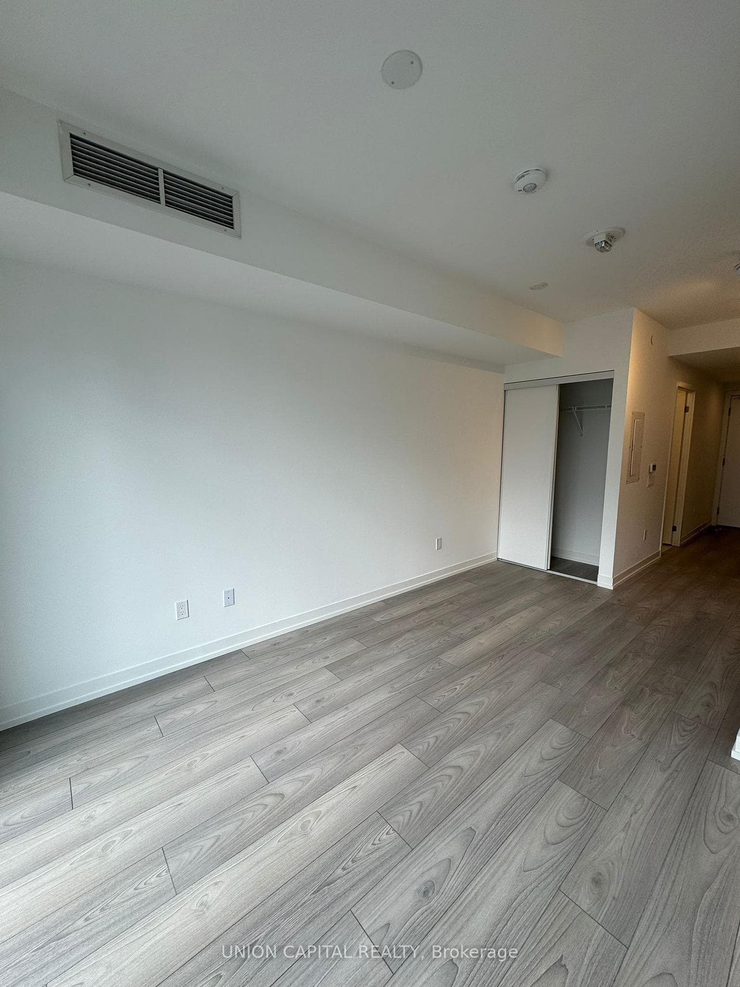 82 Dalhousie Street Unit 2808 photo 3