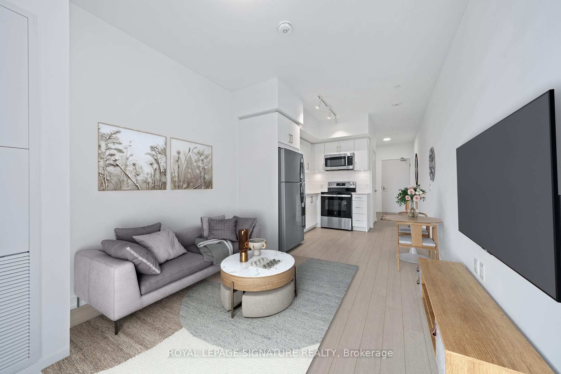 4010 Eglinton Avenue Unit 711 photo 13