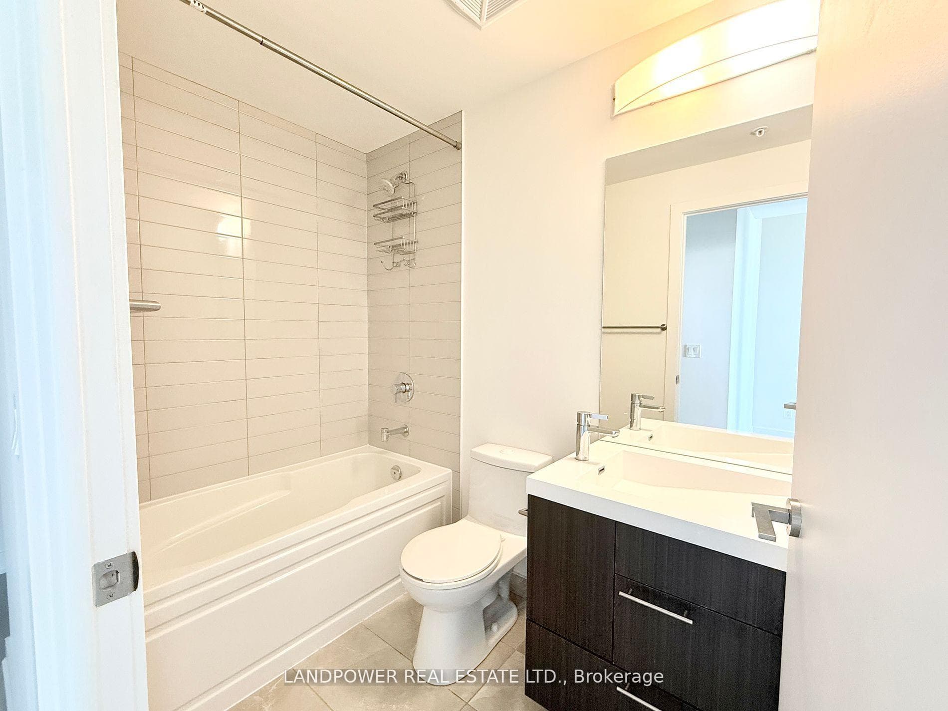 30 NELSON Street Unit 3702 photo 7