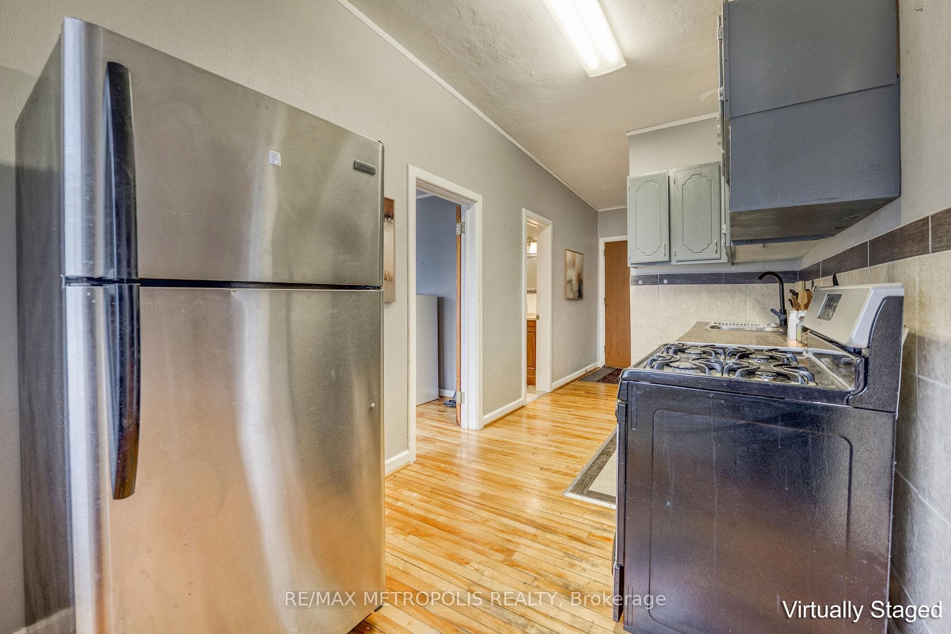 1548 St. Clair Parkway Unit #1 Upper photo 7