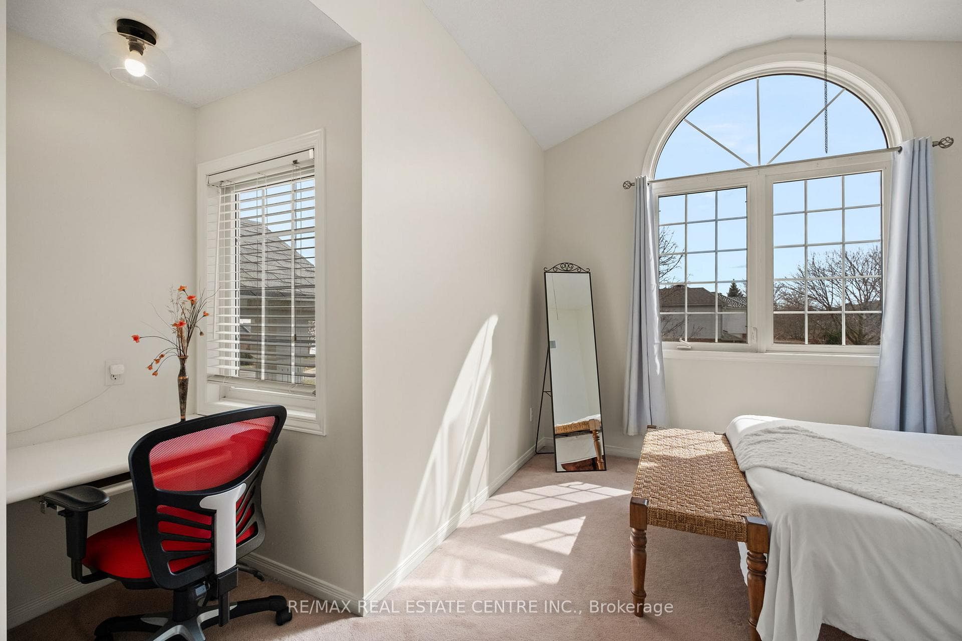 34 Camm Crescent photo 14