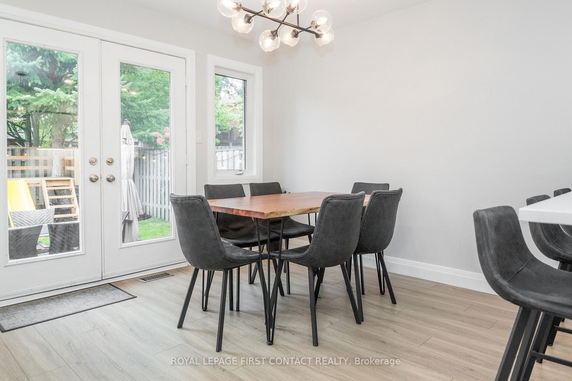 72 Gore Drive photo 16