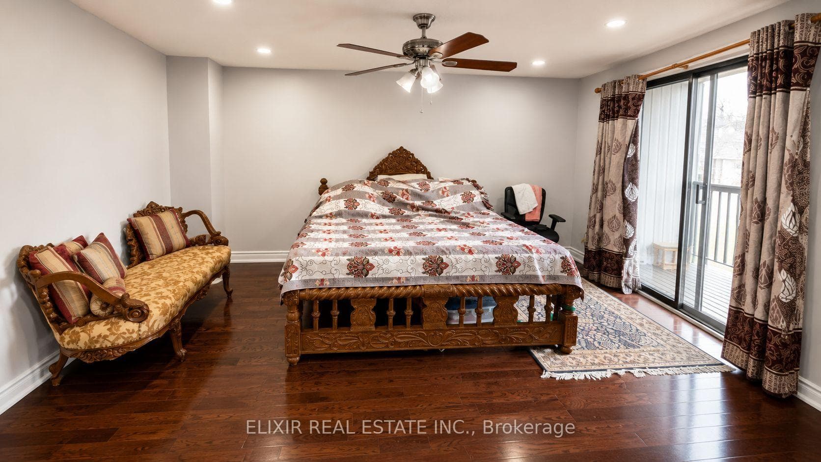 26 Roughfield Crescent photo 10
