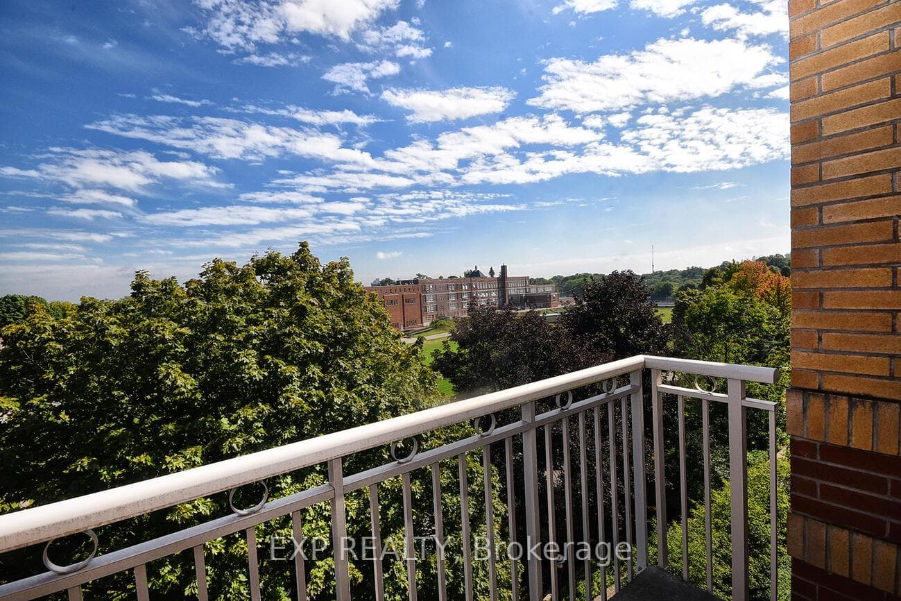 485 Rosewell Avenue Unit 510 photo 12