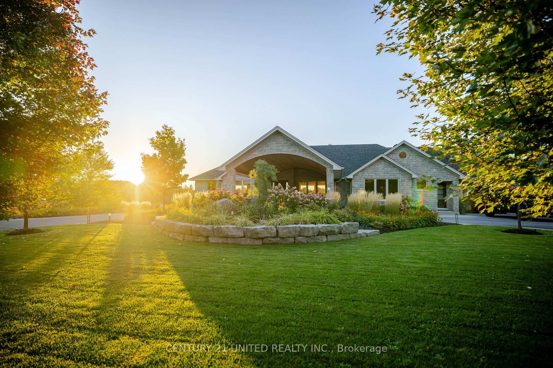 7 Maplehill Drive photo 48