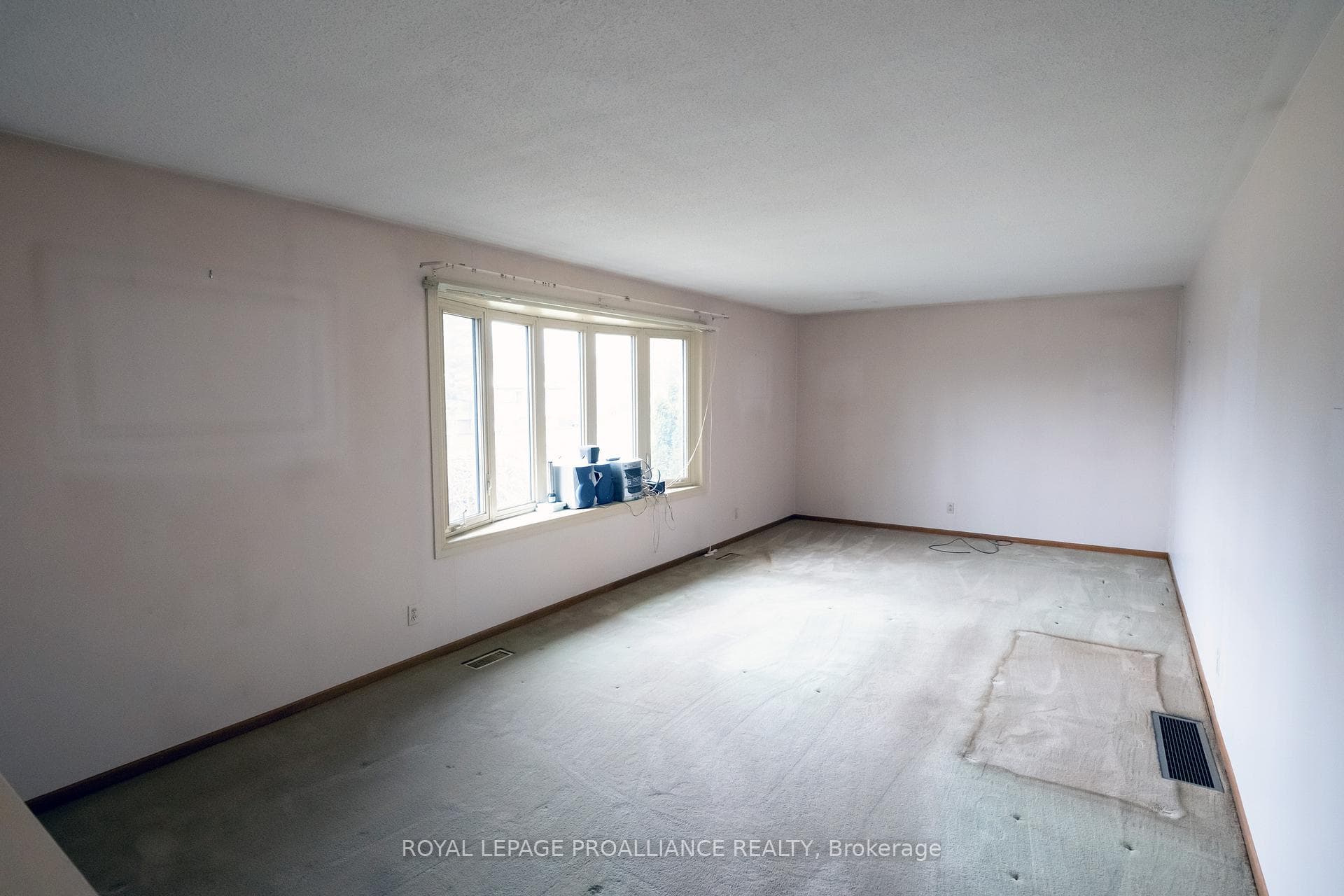 146 Country Club Drive photo 17