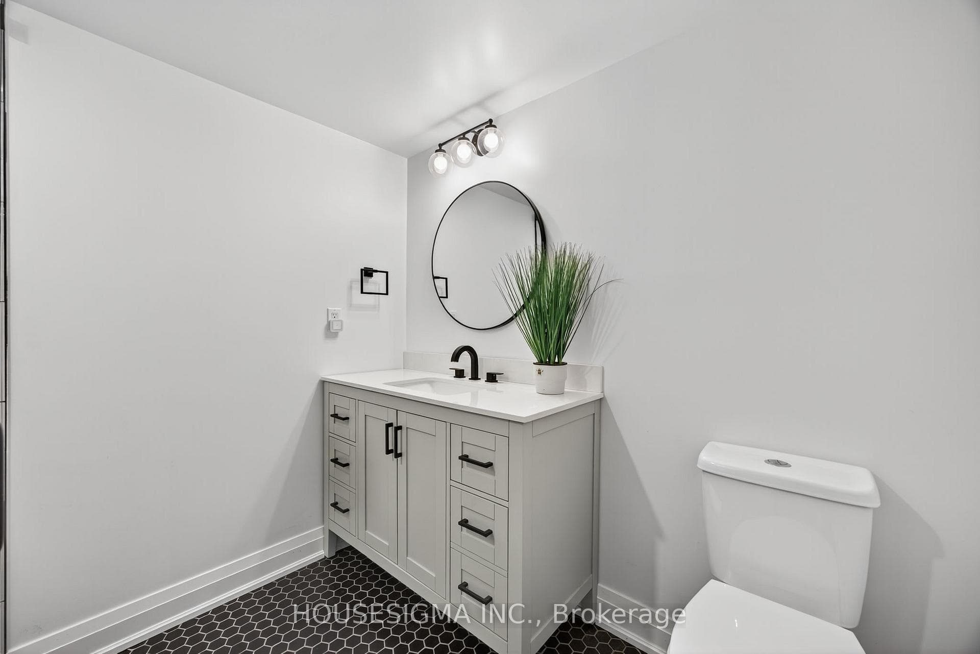 69 Landscape Drive photo 43