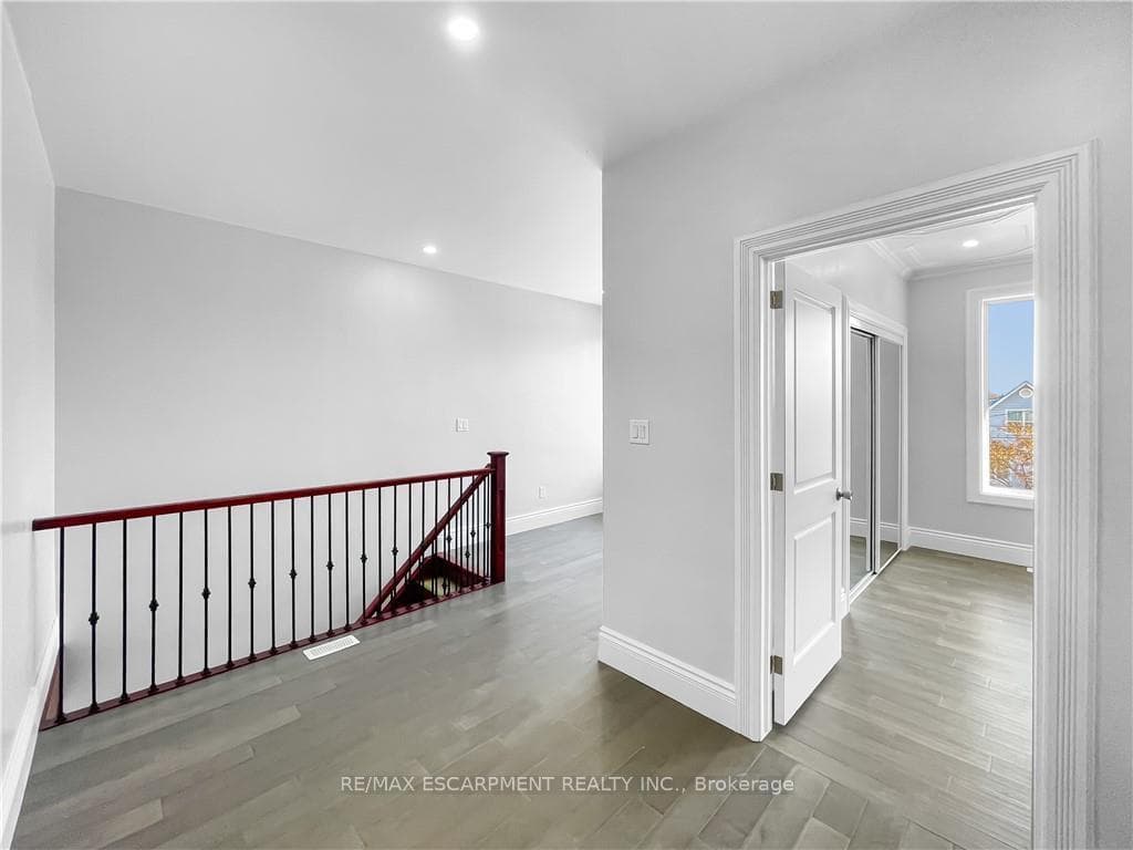 116 EAST 21st Street photo 12