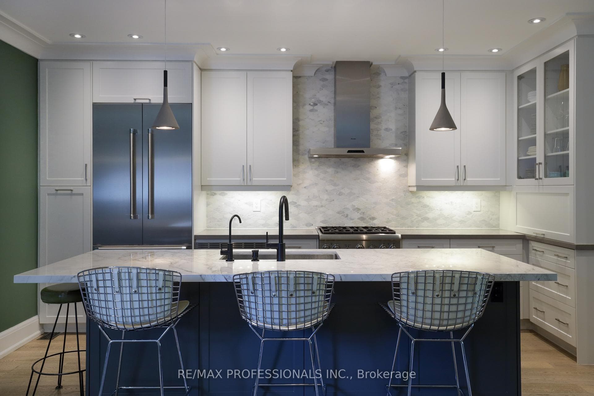 Kitchen Island