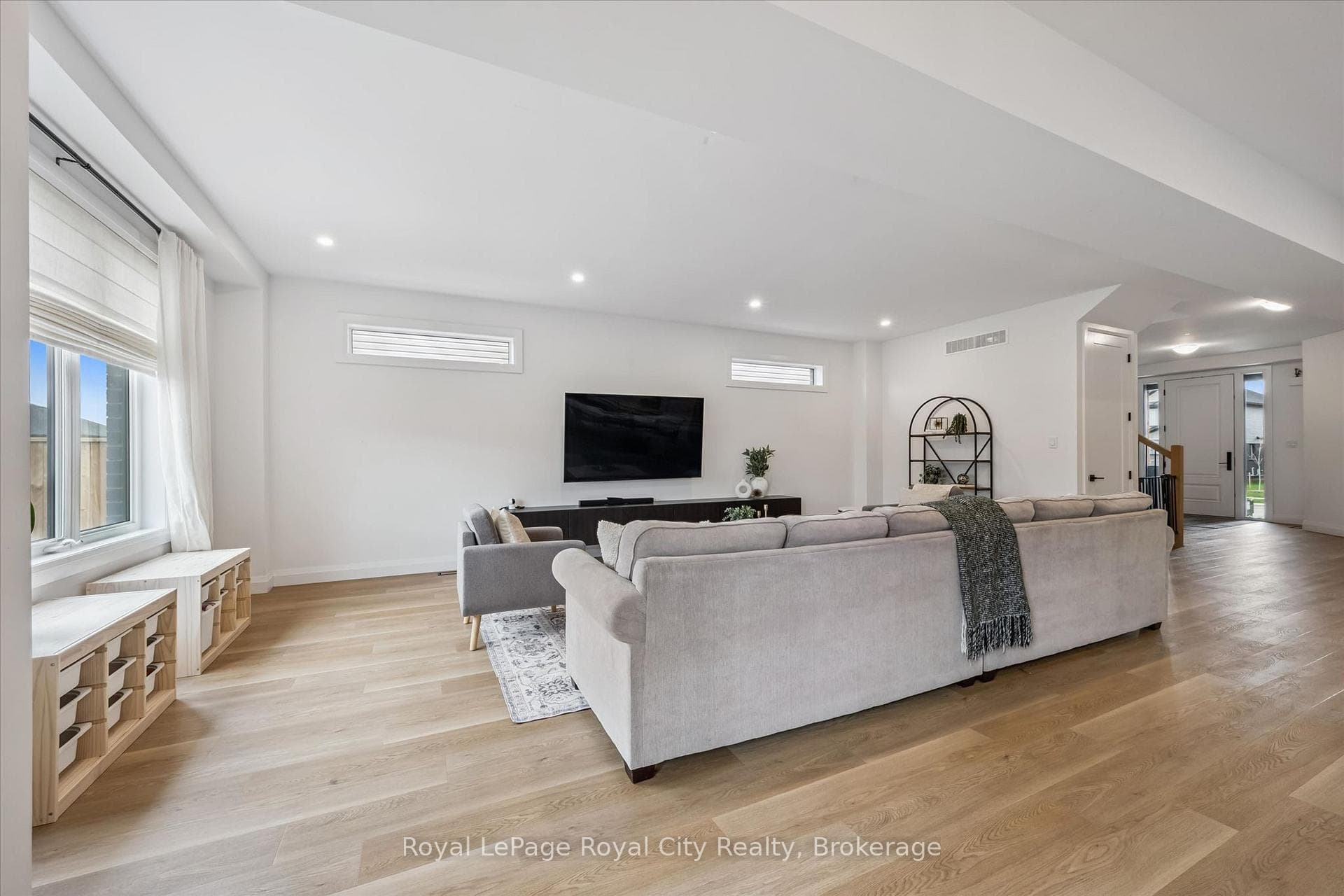 203 Schmidt Drive photo 6