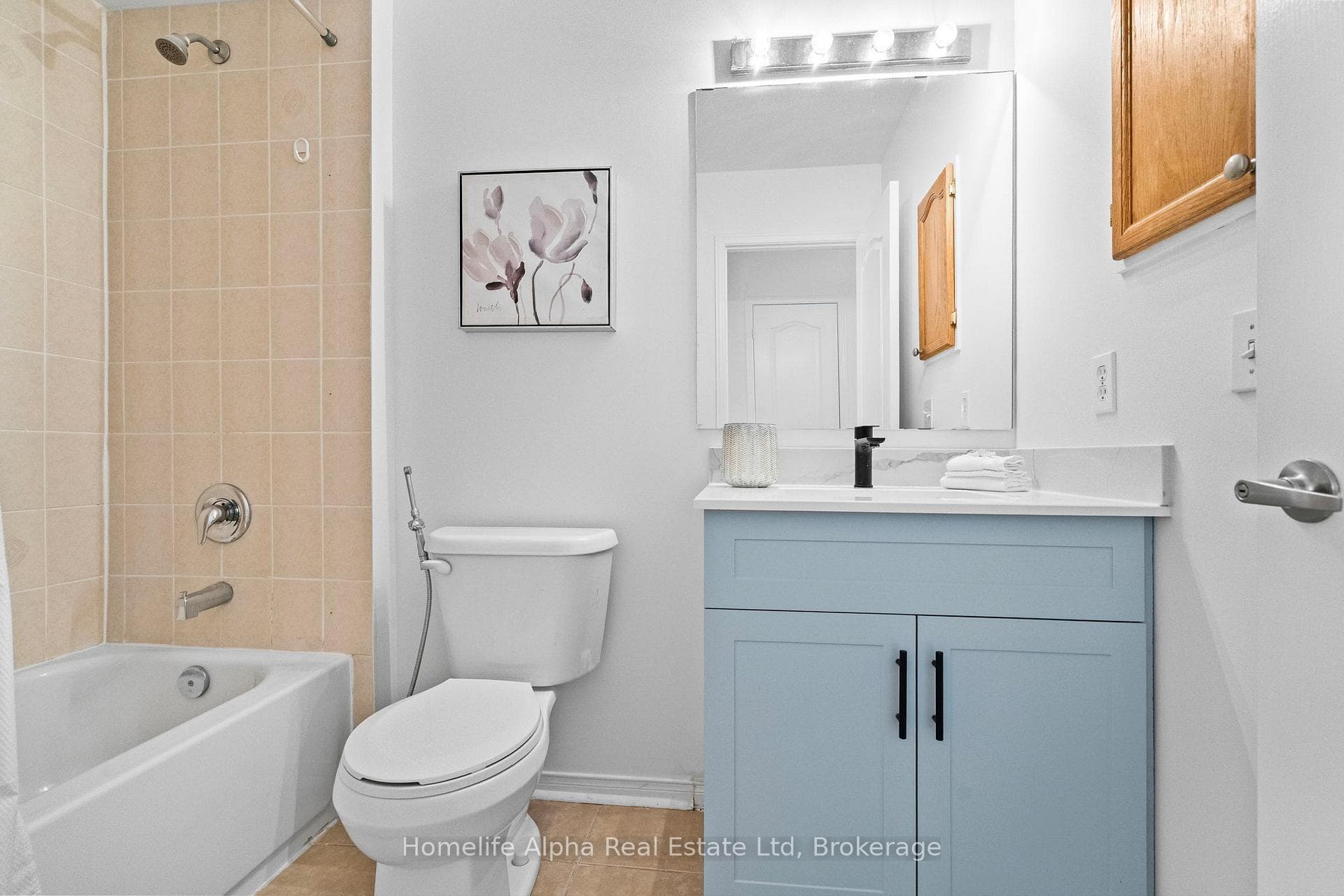 10 Bon Echo Court photo 23