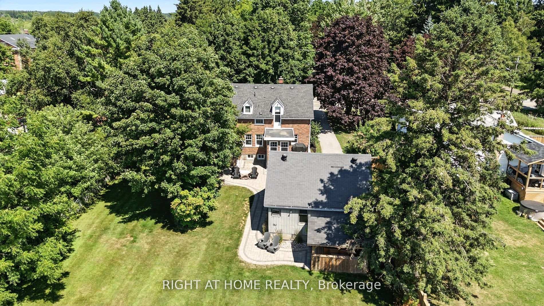 675 Myrtle Road photo 3