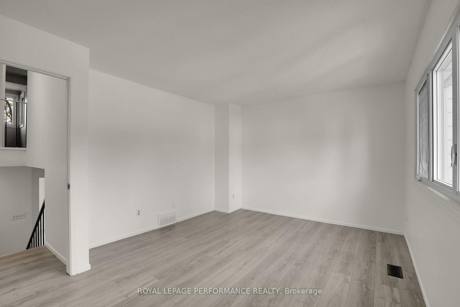 3342 Southgate Road Unit 10 photo 22