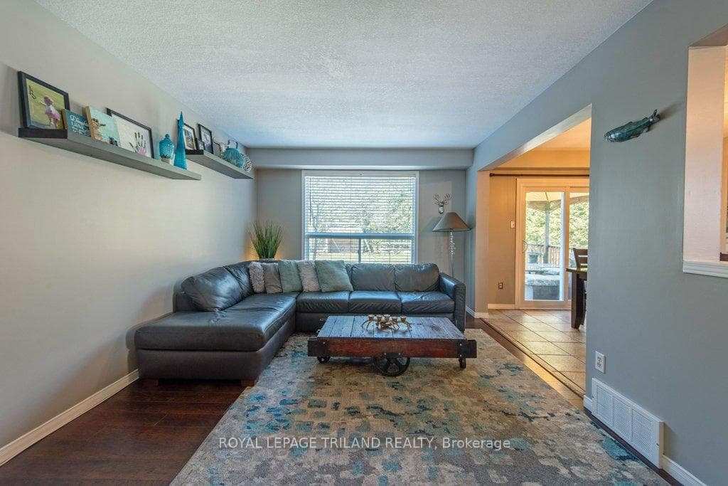 174 Jensen Road photo 9
