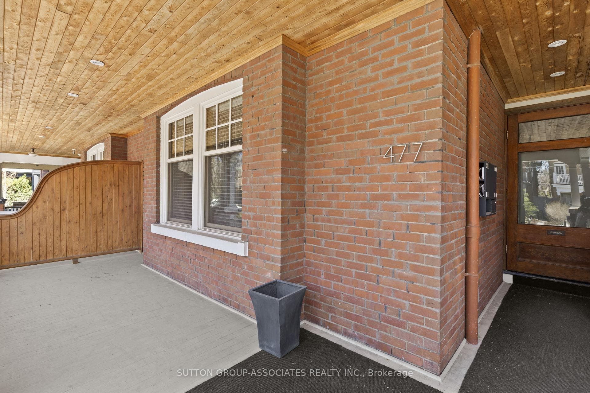 477 Brunswick Avenue Unit 3 photo 4