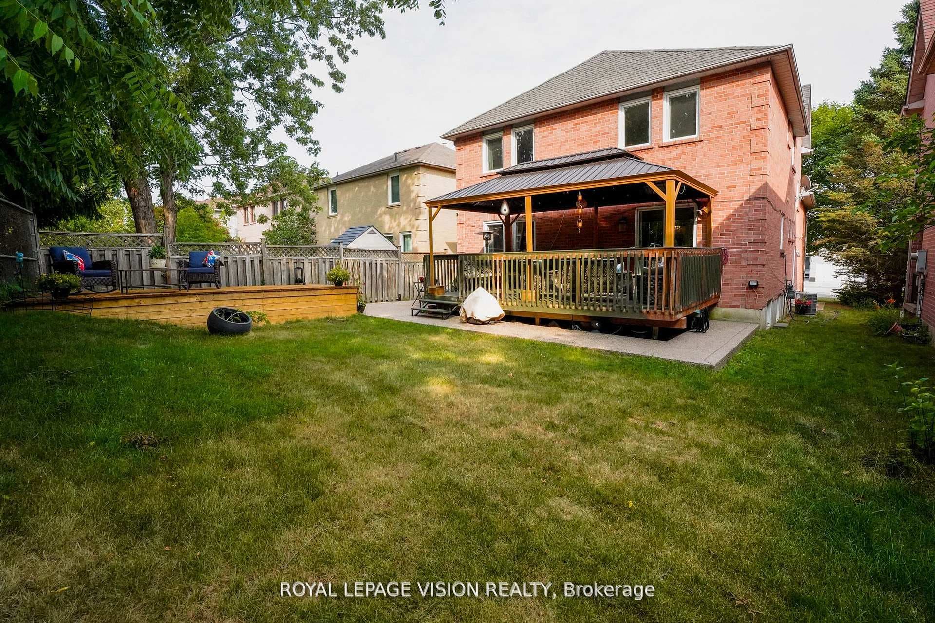 28 Valley Centre Drive photo 49