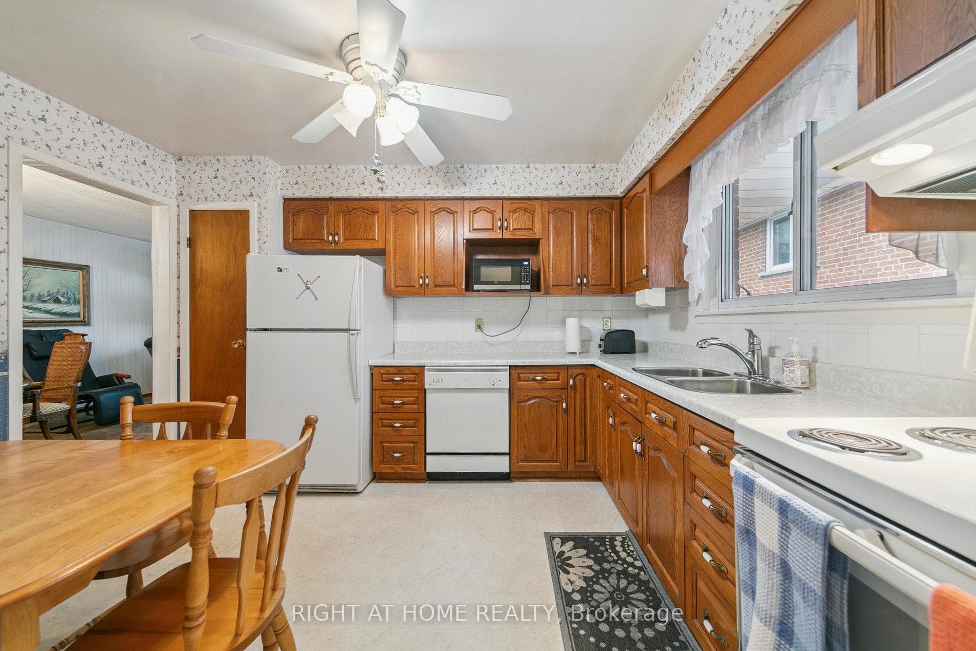 932 Flagship Drive photo 13