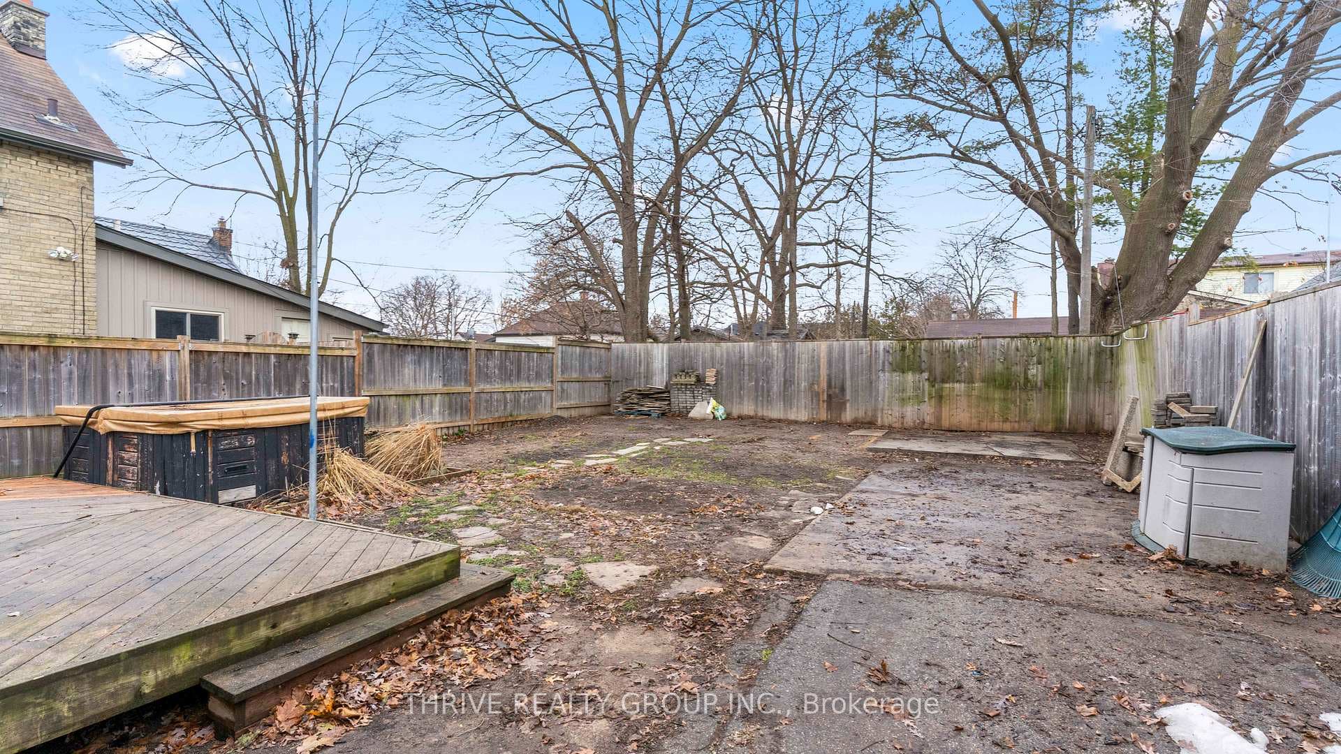 894 Hamilton Road photo 26