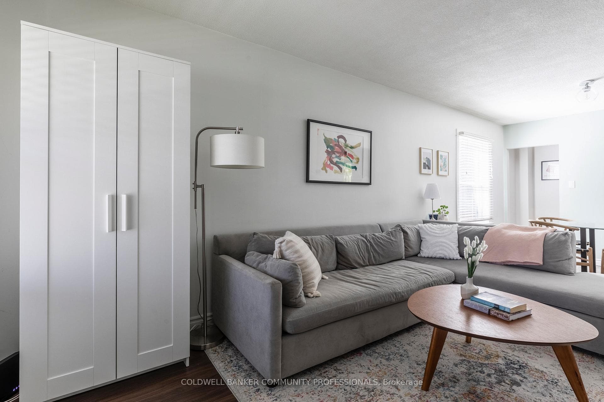 68 Graham Avenue photo 7