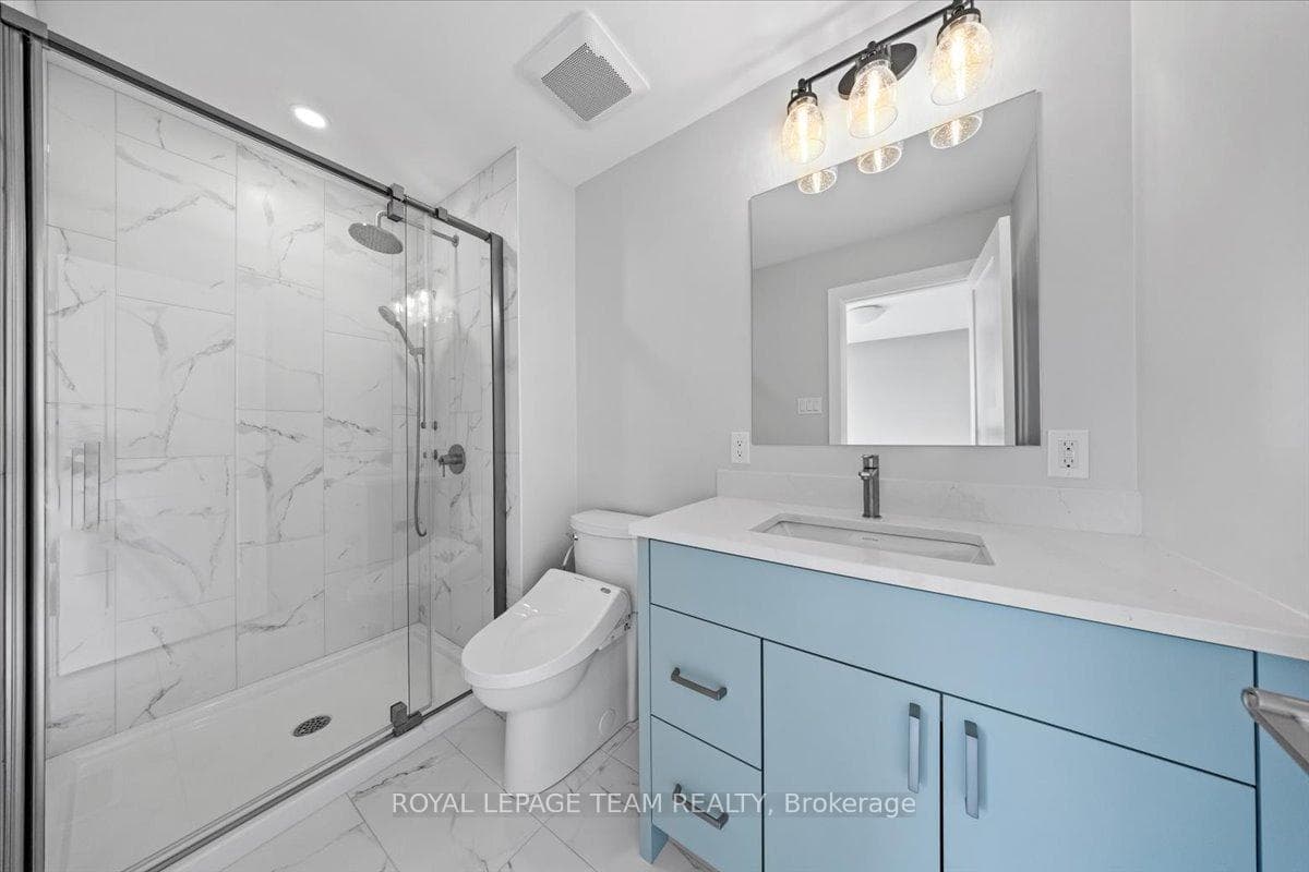 72 Synergy Way photo 27