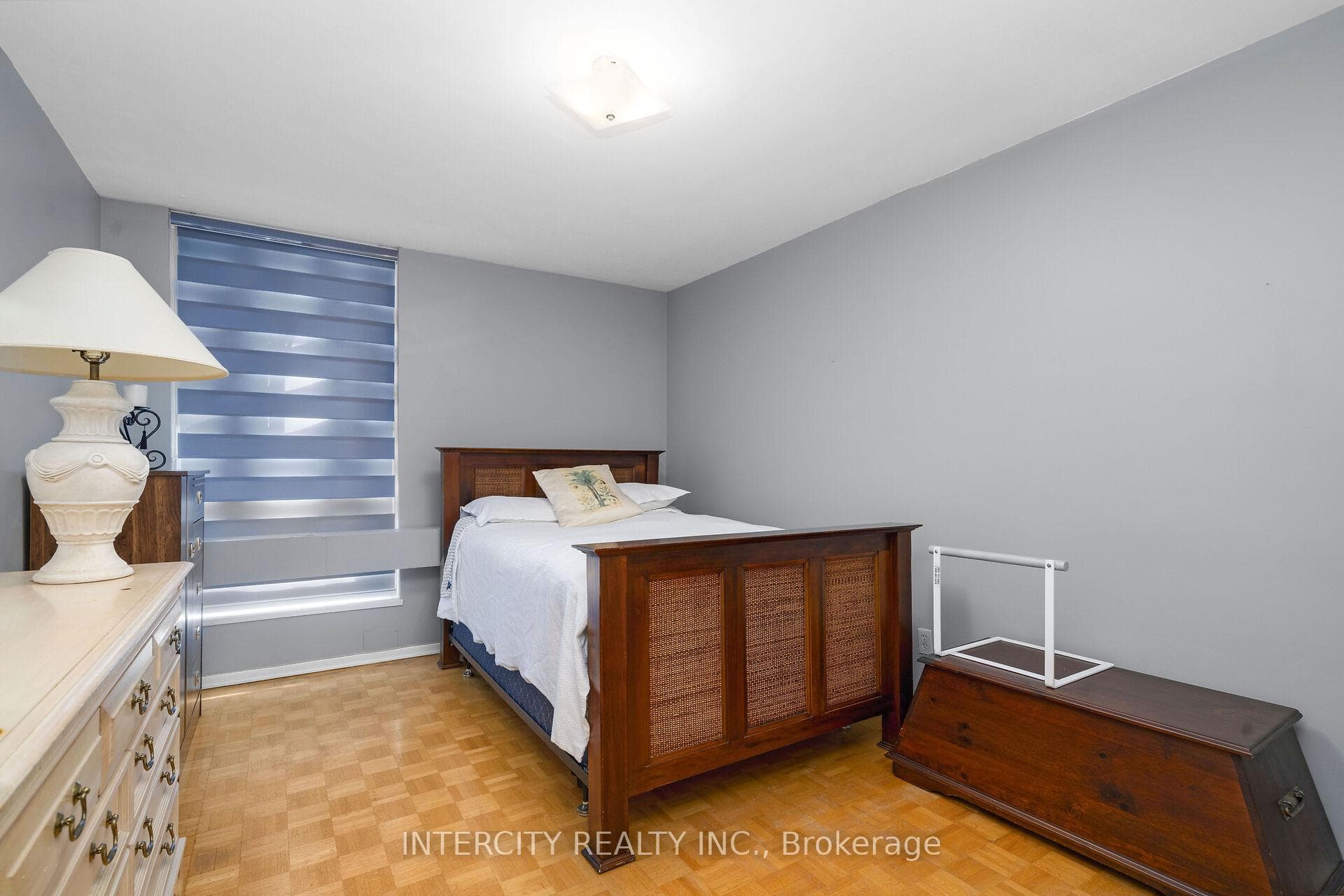 2825 Islington Avenue Unit 302 photo 21