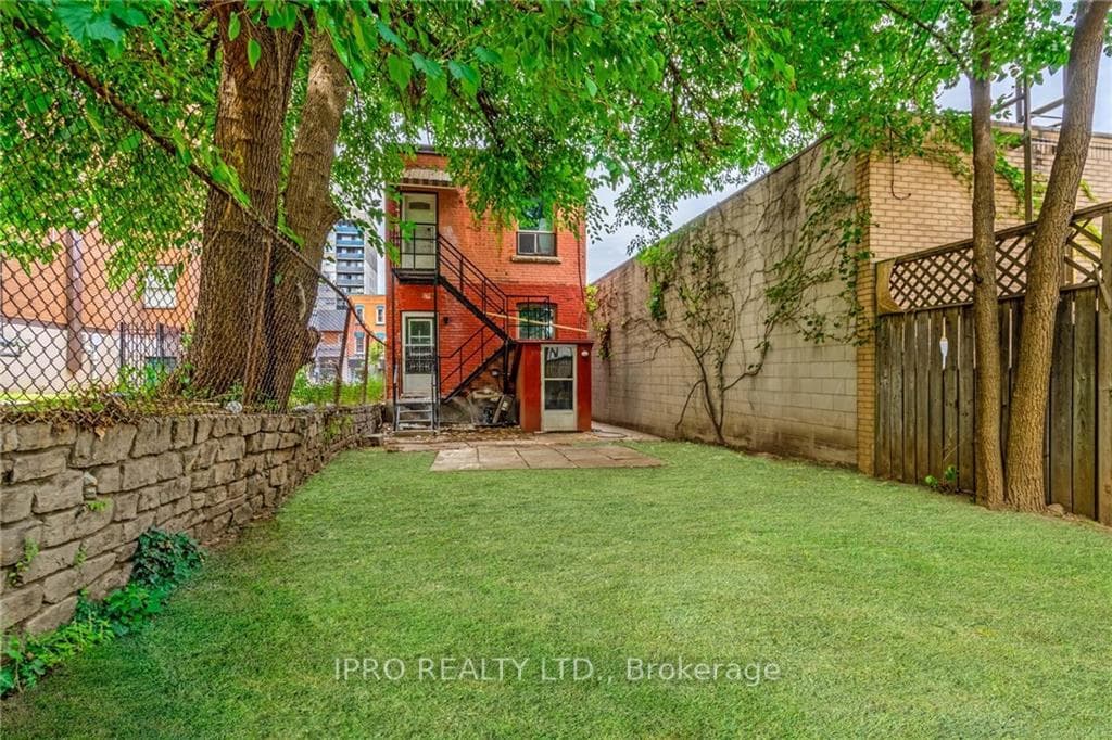 241-243 King Street Unit Upper photo 12