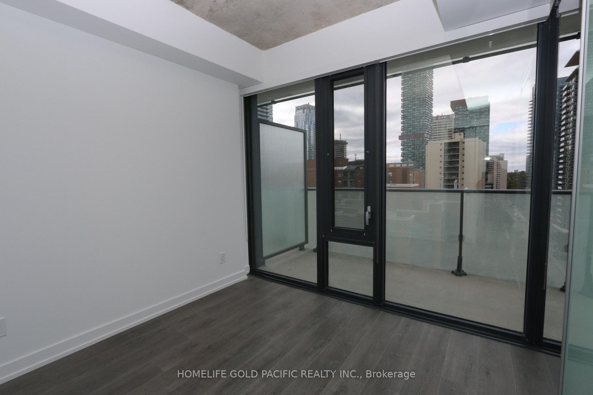 161 Roehampton Avenue Unit 1203 photo 10