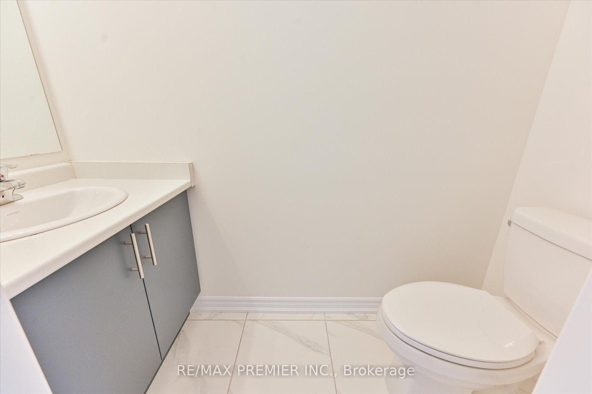 33 Hickey Lane photo 14
