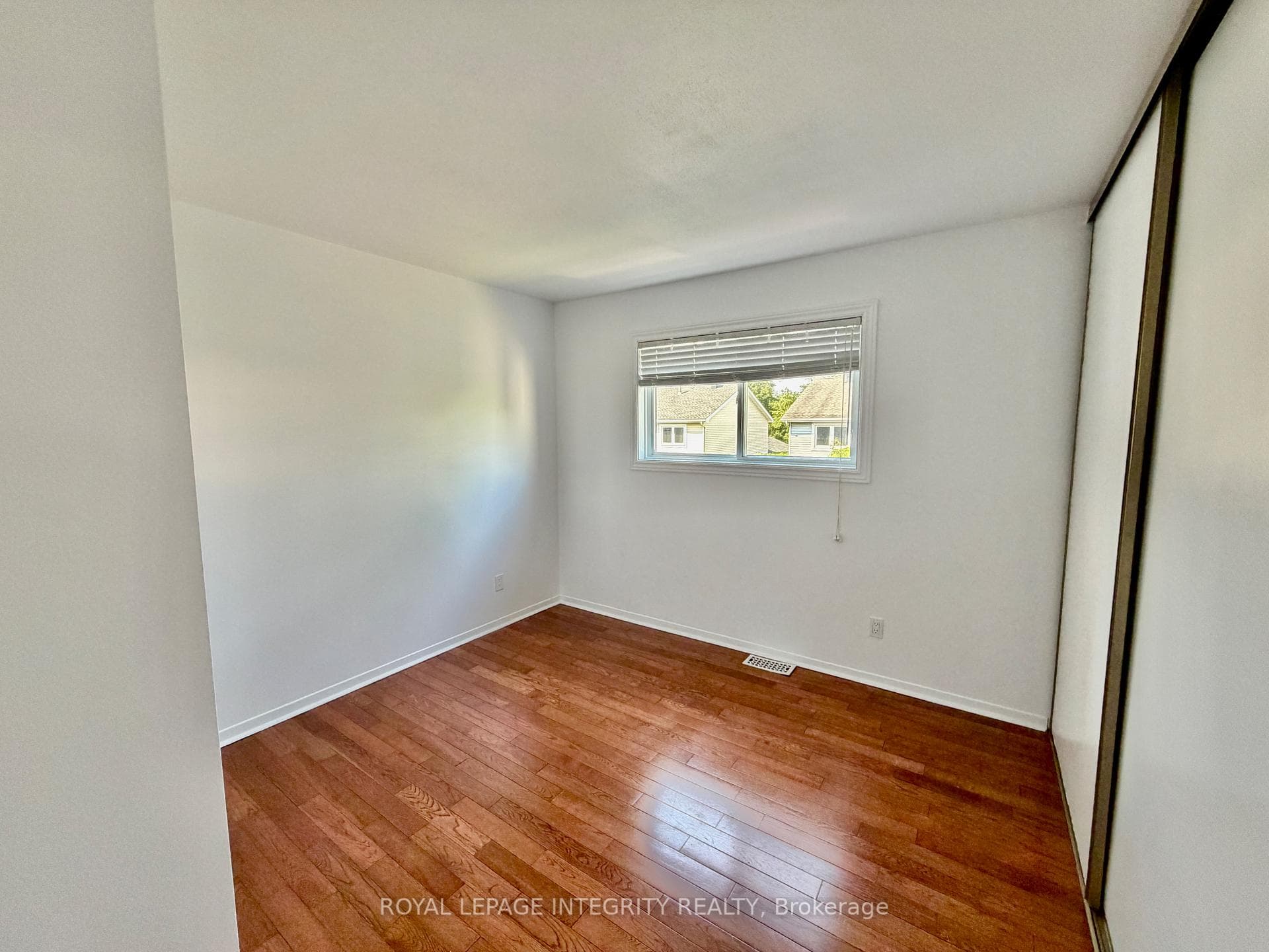 1039 Karsh Drive photo 26