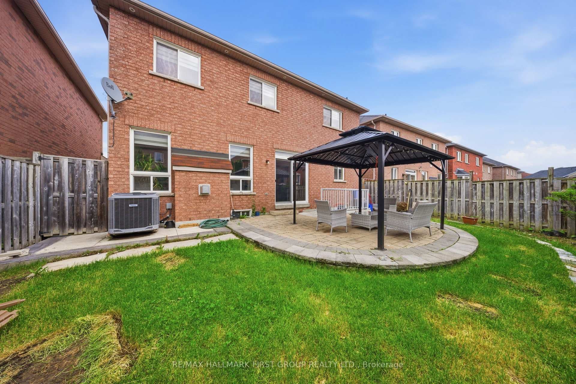 22 Cragg Crescent photo 32