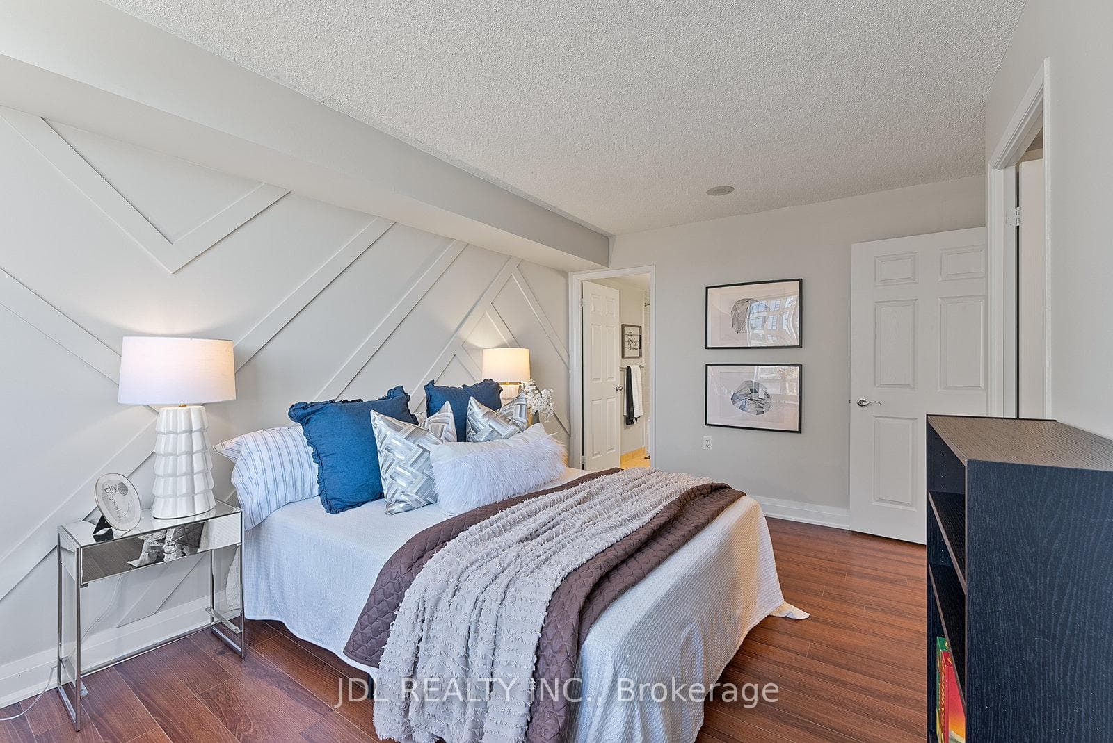 35 Finch Avenue Unit 605 photo 32