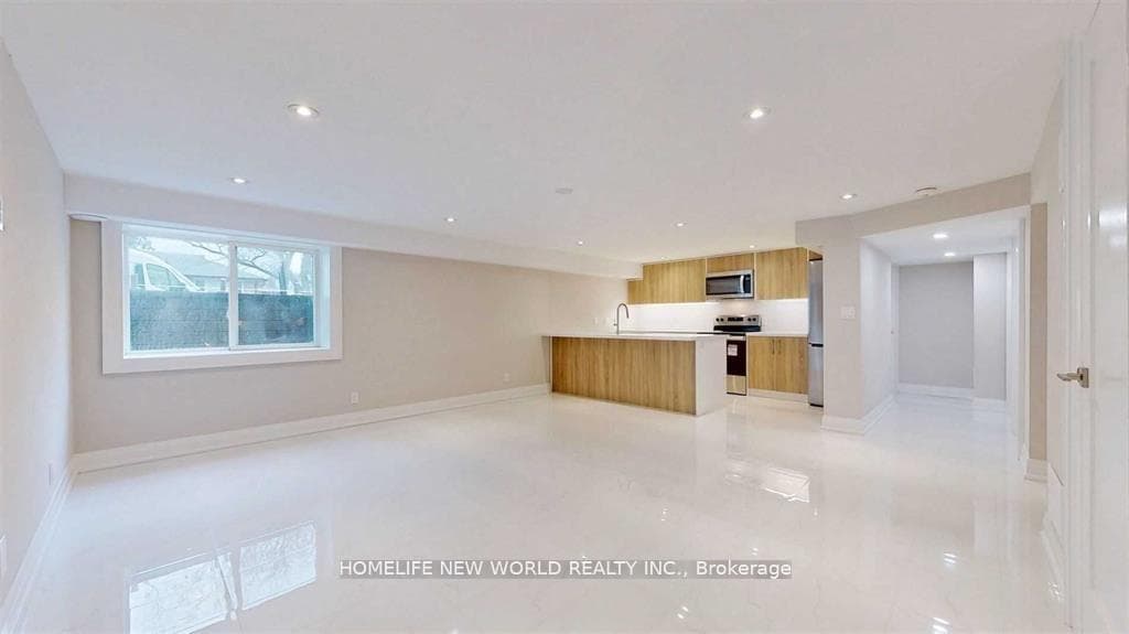 180 Goulding Avenue Unit basmt photo 3