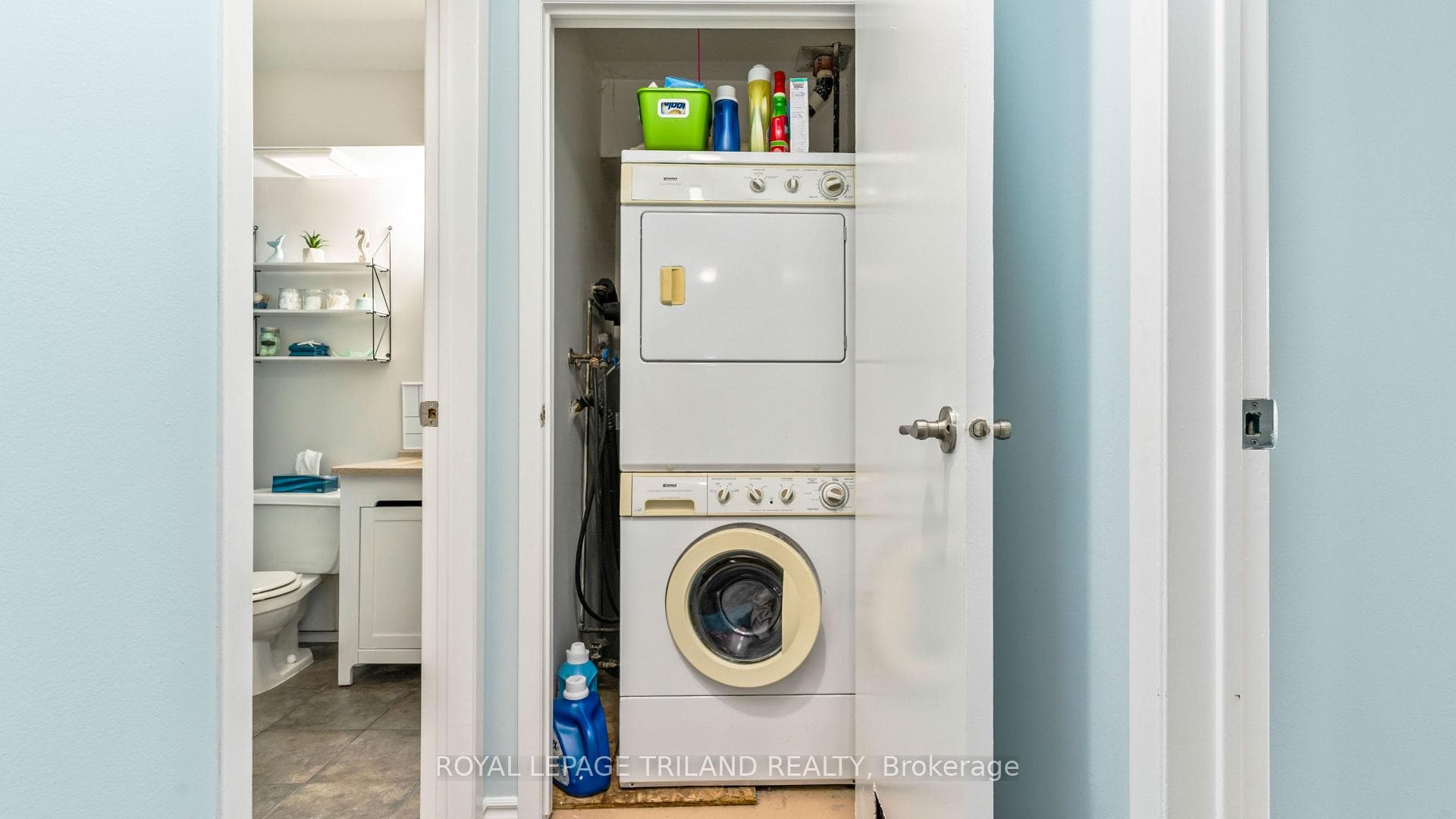 735 DEVERON Crescent Unit 116 photo 14