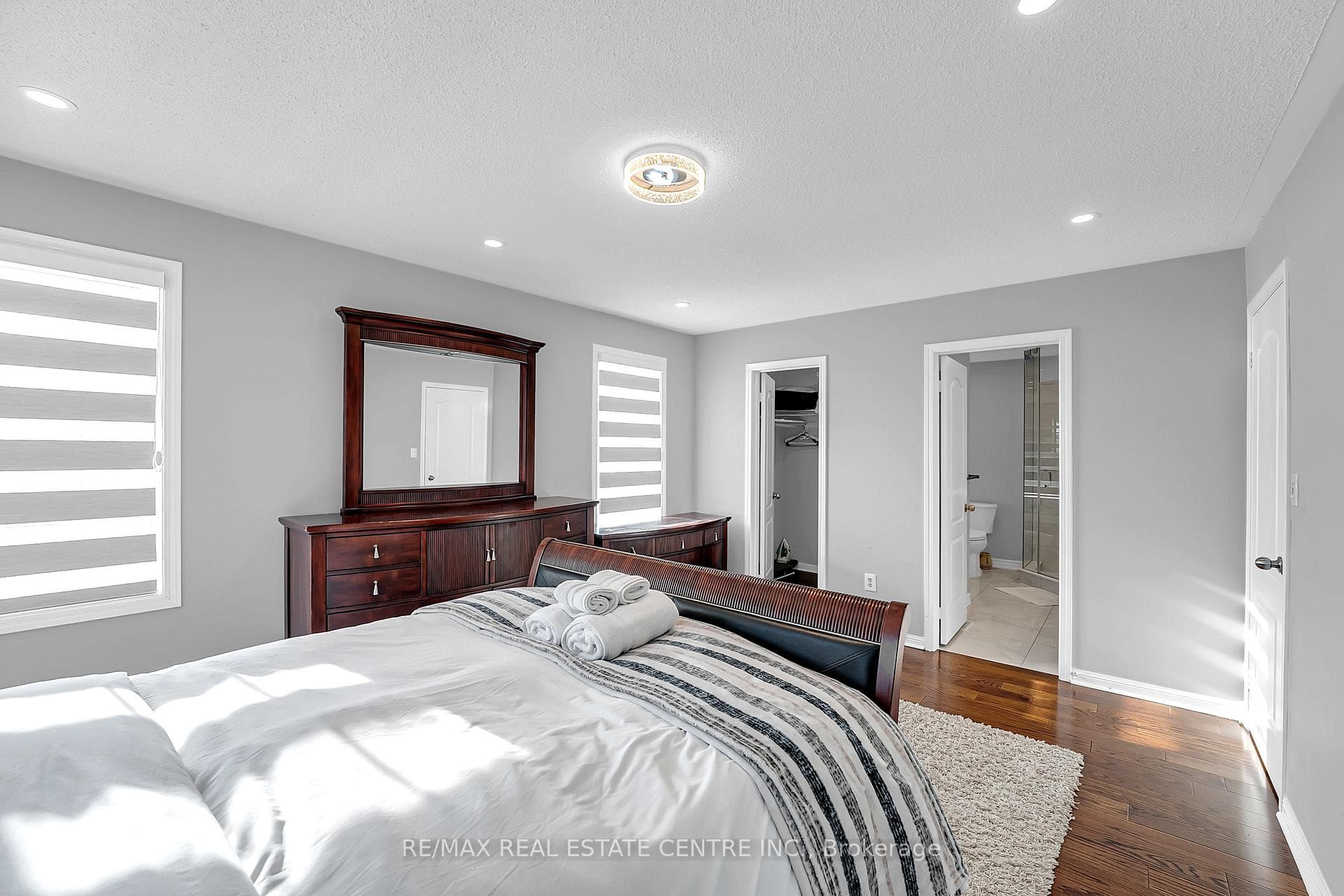 834 Ferguson Drive photo 27