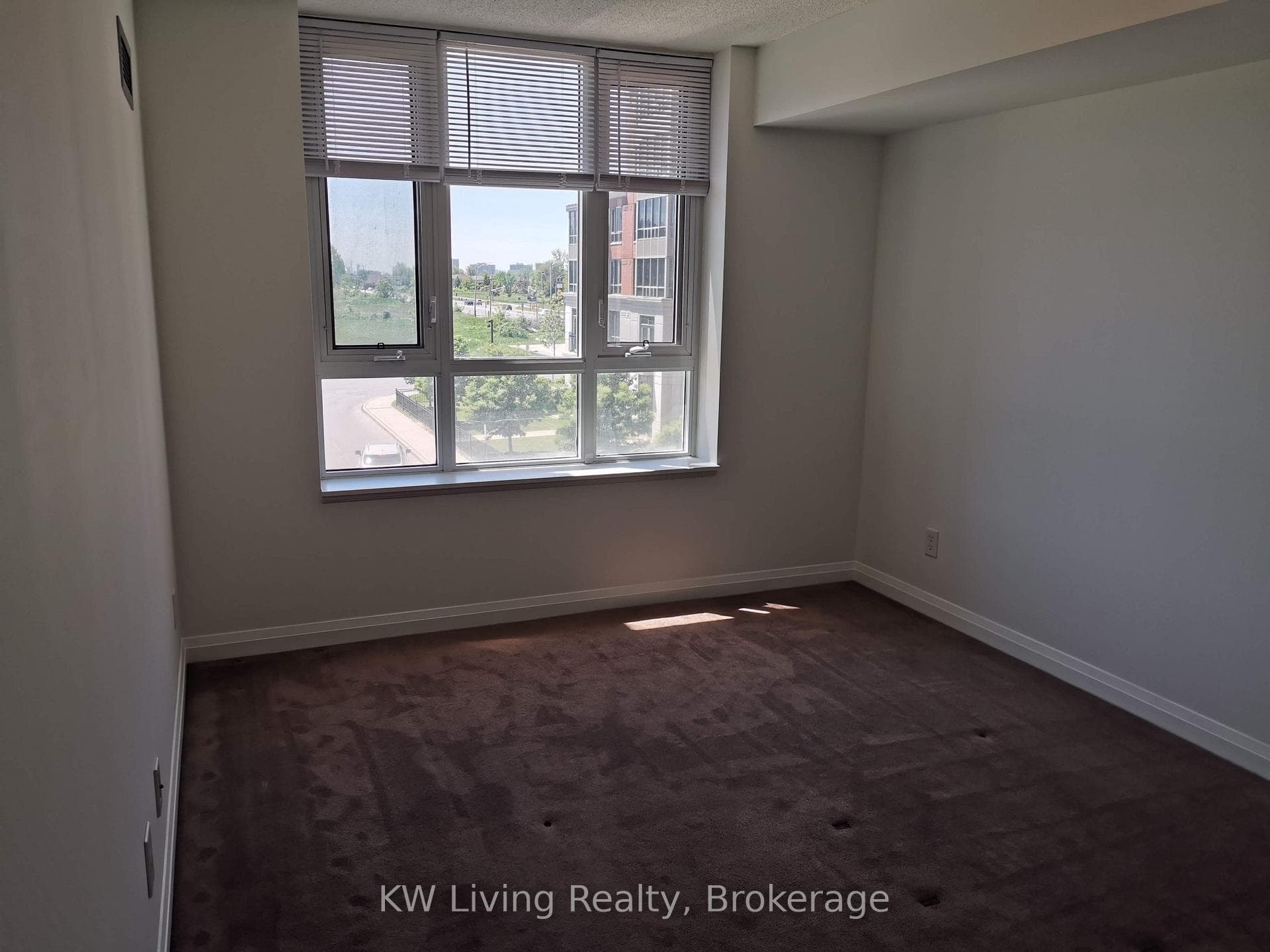 7363 Kennedy Road Unit 321A photo 4